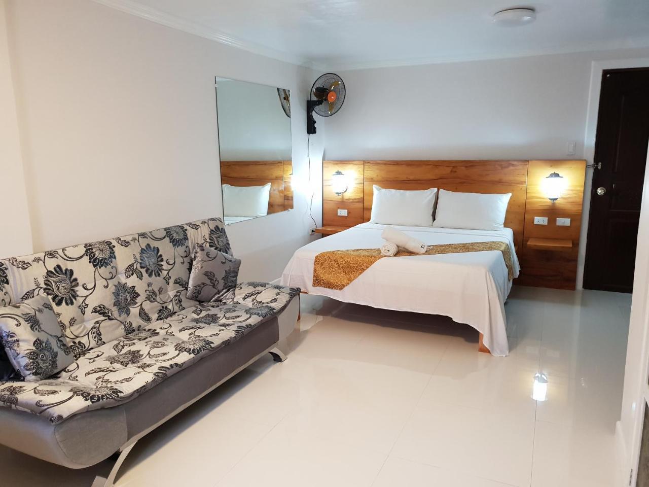 Treasure Island Resort Olongapo Szoba fotó
