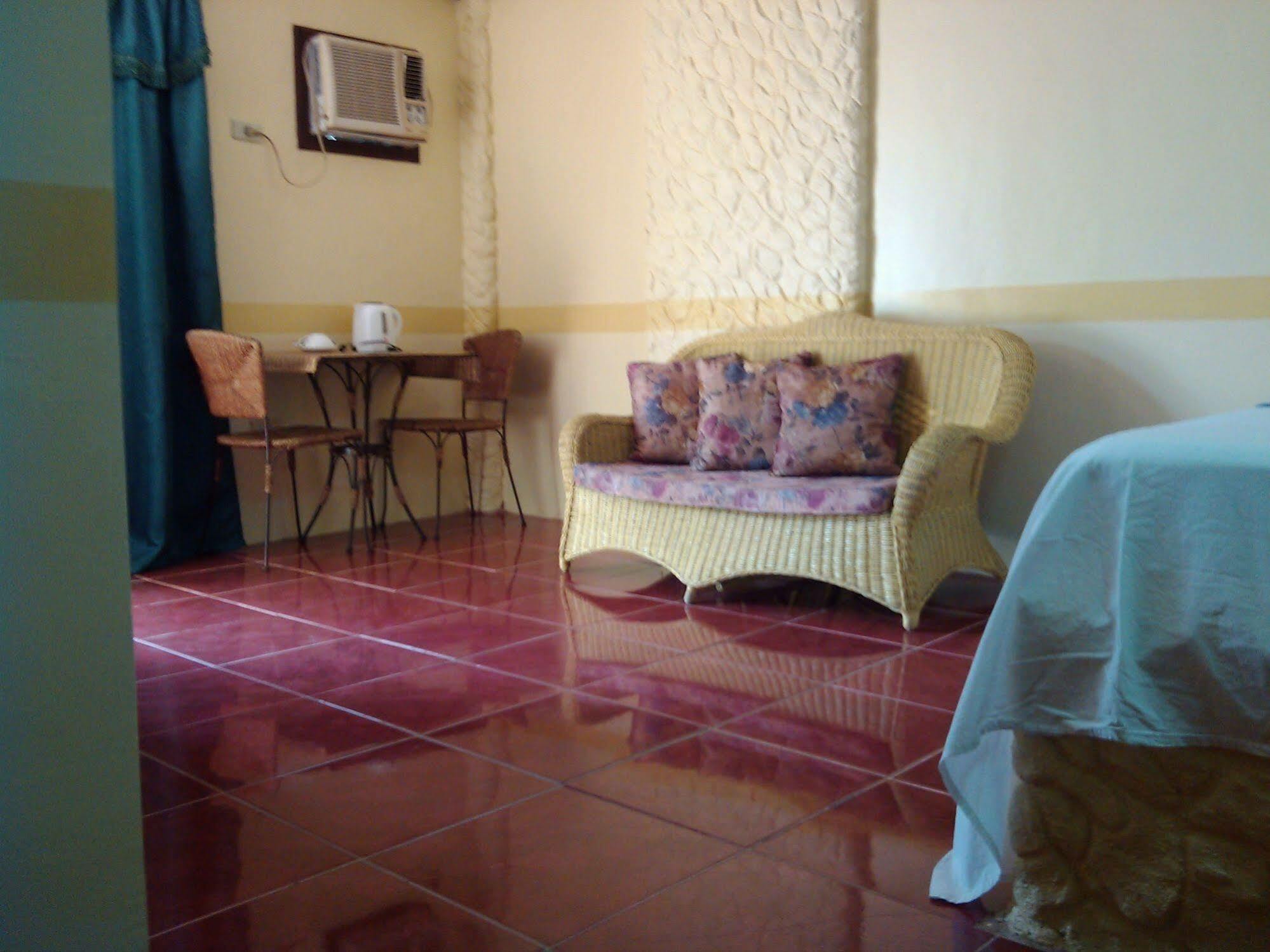 Treasure Island Resort Olongapo Kültér fotó